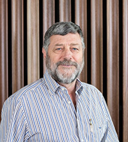 Peter Sly